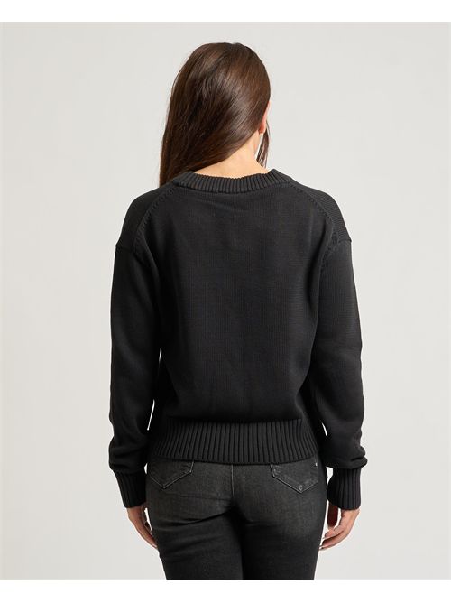 Maglione donna Calvin Klein con stemma e scollo a V CALVIN KLEIN | LV047D352GUB1